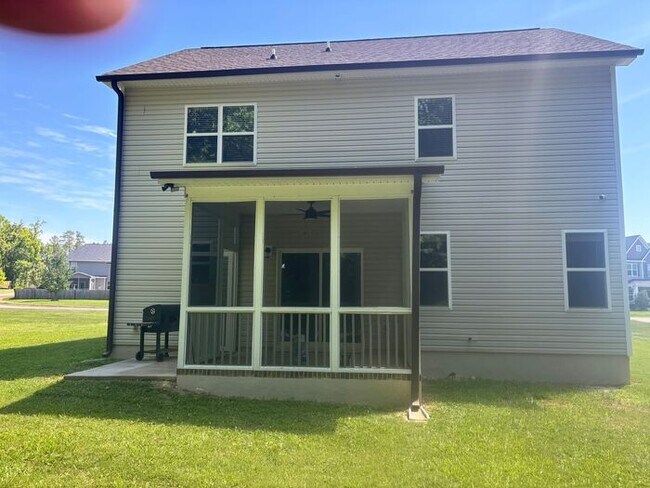 Foto del edificio - 3 Bedrooms 2.5 baths Ranch
