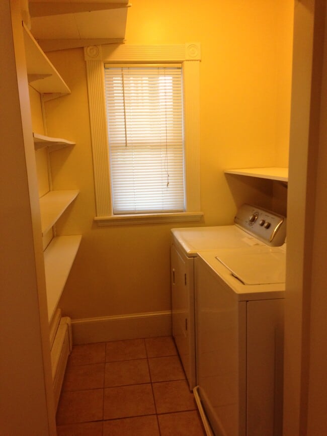 Building Photo - 302 Neponset Valley Pky