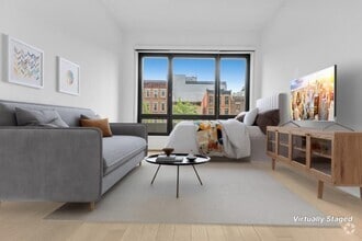 Building Photo - 550 Vanderbilt Ave