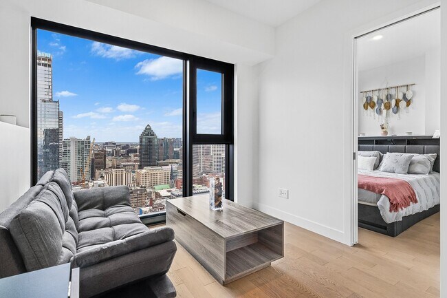 Building Photo - 1210 Rue Jeanne-Mance