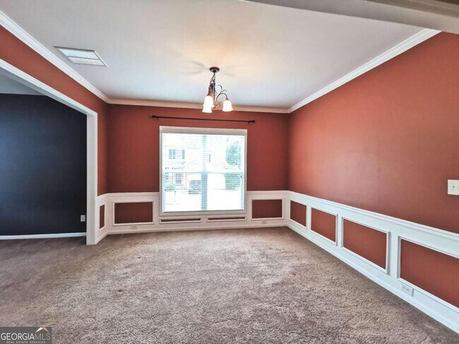 Foto del edificio - 2430 Woodford Ln NE