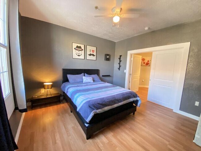 Building Photo - 1 bedroom in El Paso TX 79901