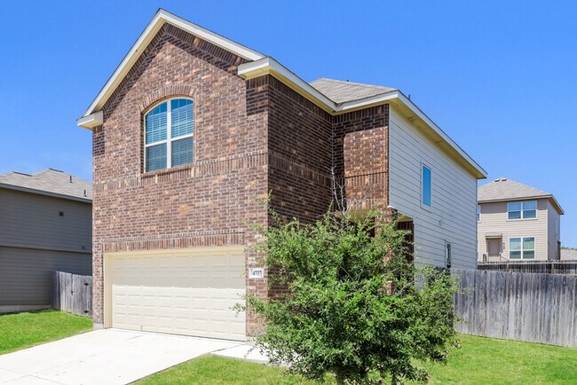 Foto del edificio - Tesoro Hills - 4727 War Horse Dr, San Anto...