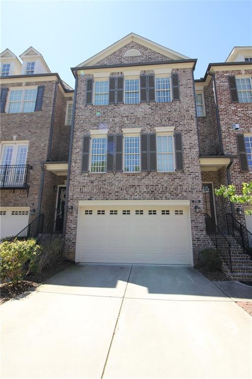Foto principal - 335 Rose Garden Ln