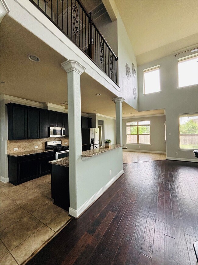 Foto del edificio - 419 Blossom Terrace Ln