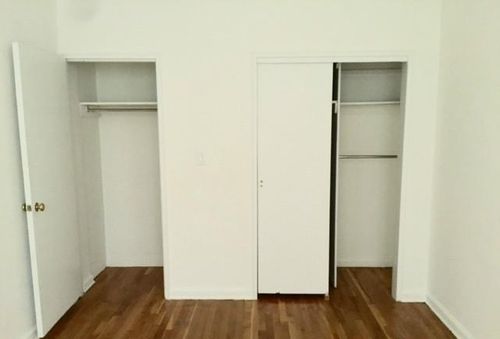 Foto principal - 320 E 50th St