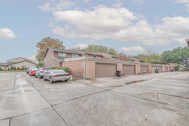 Building Photo - 12543 Wellington Park Dr