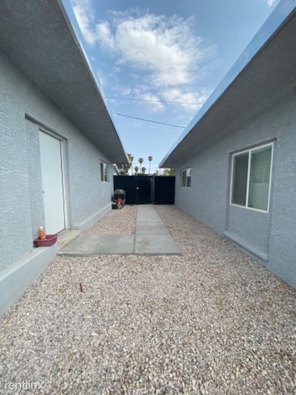 Primary Photo - 1 br, 1 bath House - 1005 E Clark Ave