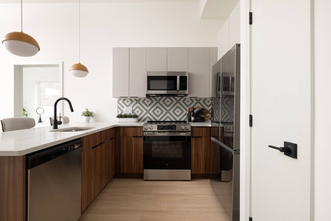 Photo - The Hawthorn Apartments