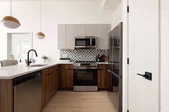 Building Photo - The Hawthorn