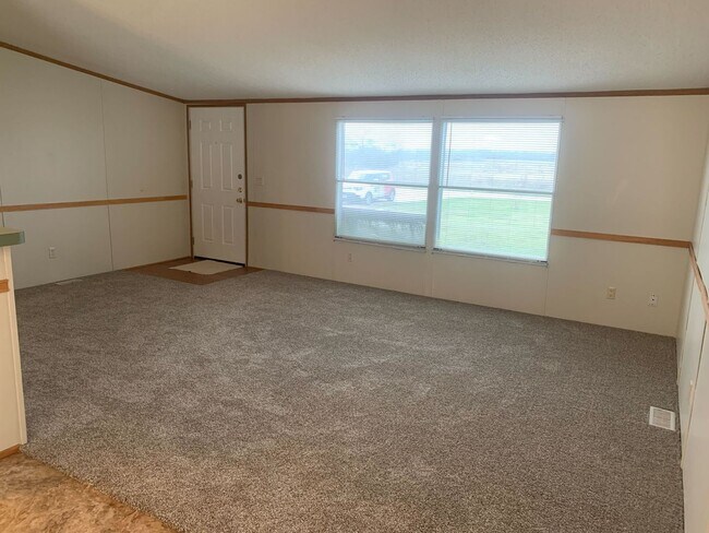 Foto del edificio - **APPLICATION RECEIVED** *MOVE IN SPEICAL ...