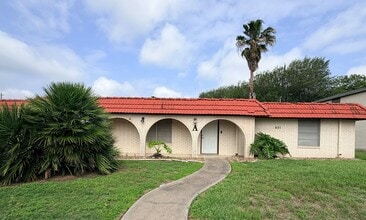 Building Photo - 601 Sherwood Dr