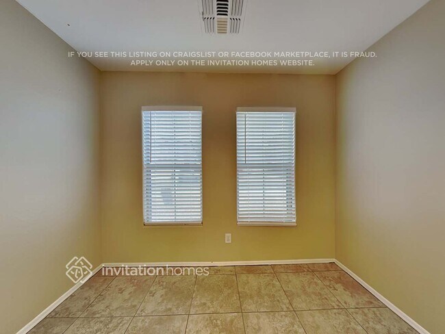 Foto del edificio - 16055 W Acapulco Ln