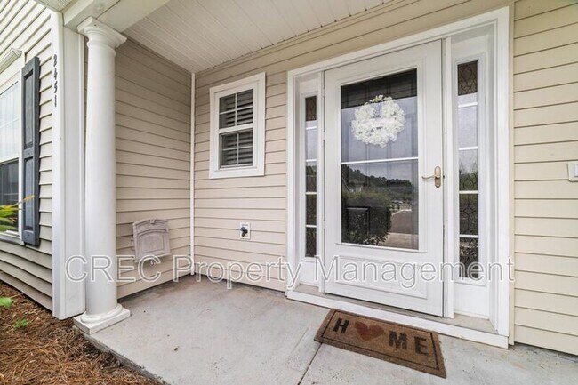 Foto del edificio - 2451 Scholar Ln