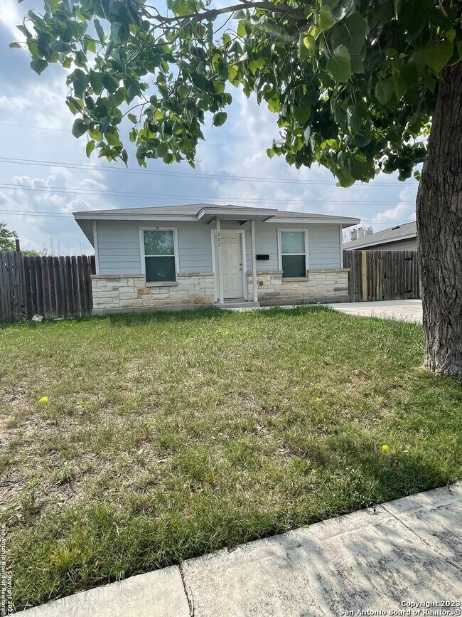 Photo - 207 Carranza St Apartment