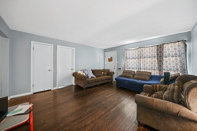 Foto del edificio - 8837 S Talman Ave