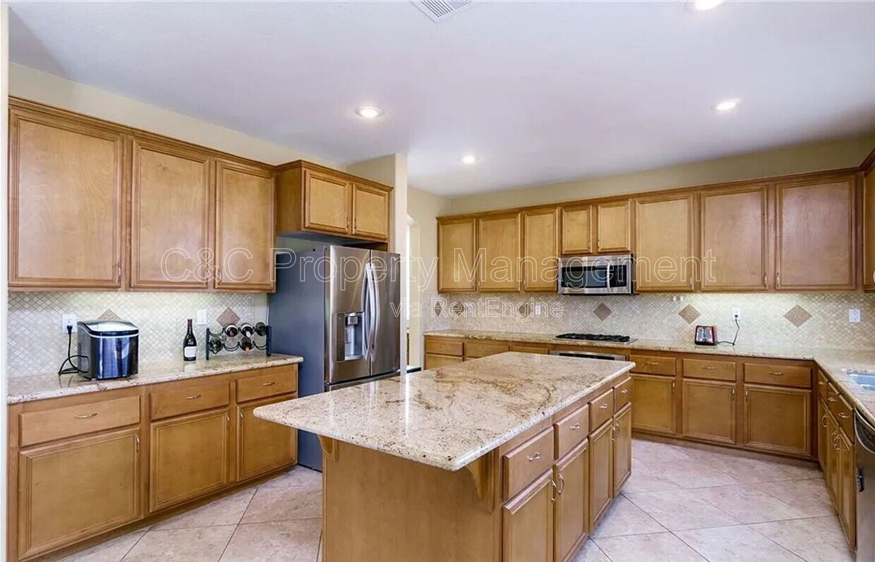 Foto del edificio - 29275 Moon Hill Ct