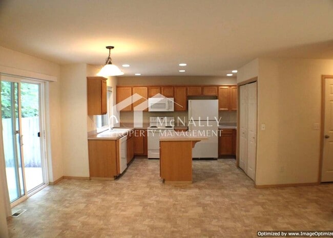 Foto del edificio - 3 Bedroom Fox Island Home