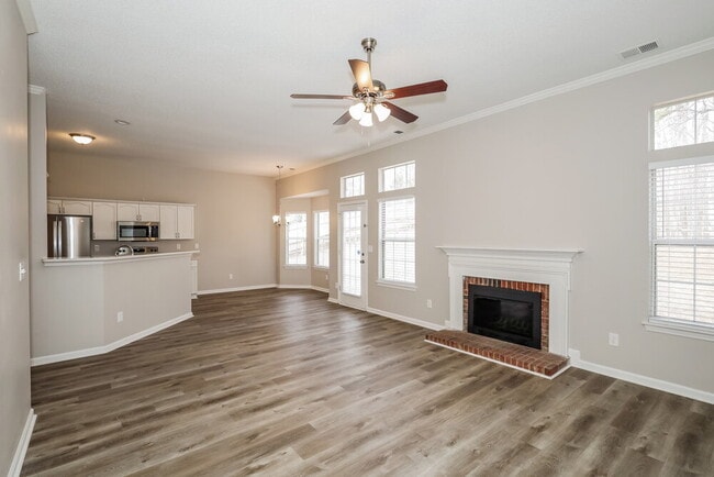 Building Photo - 7411 Claiborne Woods Rd
