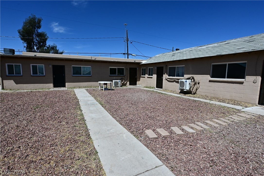 1911 Princeton St Unit B, North Las Vegas, NV 89030 - Room For Rent In ...