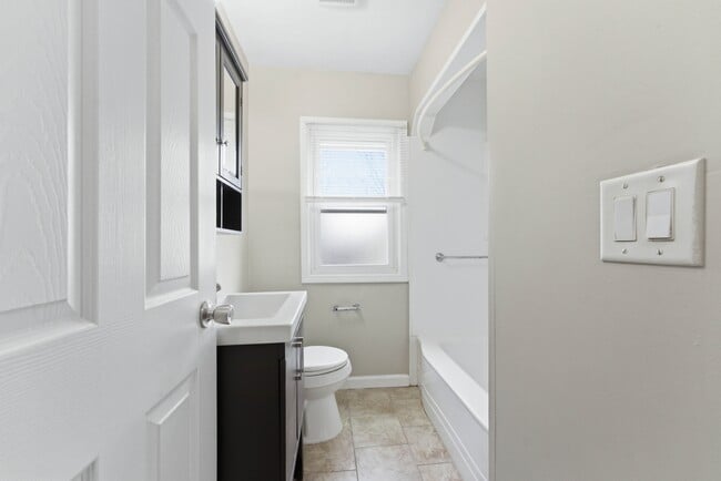 Foto del edificio - 4669 17th St