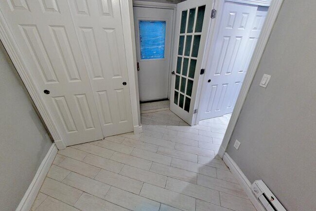 Foto del edificio - 410 E 13th St