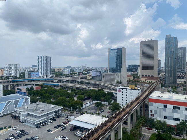 Foto del edificio - 90 SW 3rd St