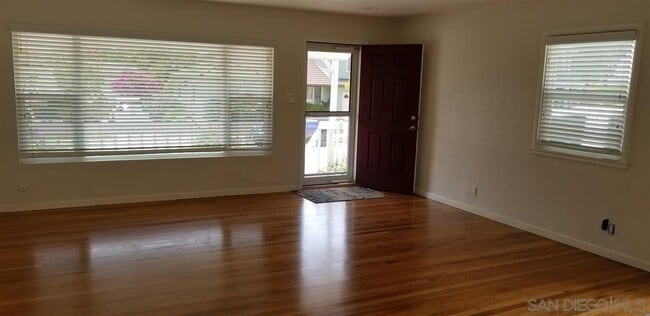 Building Photo - 3445 Bayonne Dr