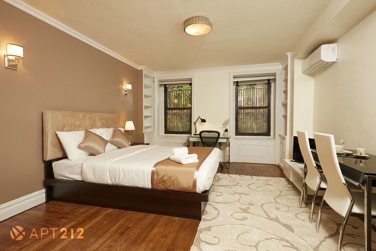 Primary Photo - 115 E 37th St