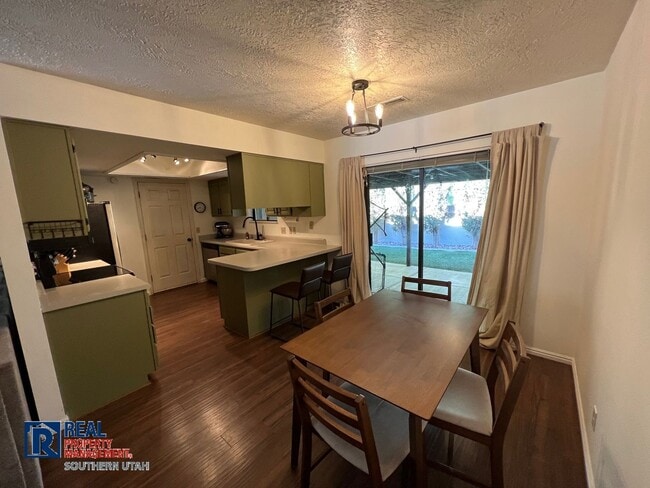 Building Photo - 2 Bed in Santa Clara