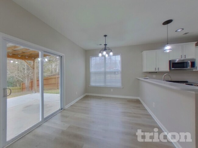 Foto del edificio - 212 Cochin Trce