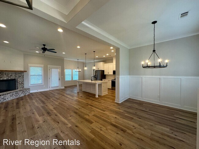 Building Photo - 4 br, 3 bath House - 253 Tallahatchie Drive