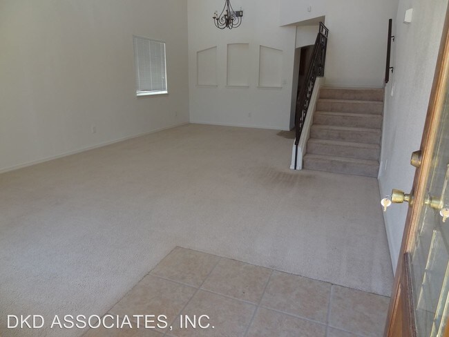 Building Photo - 457 Emerald Pass Ave