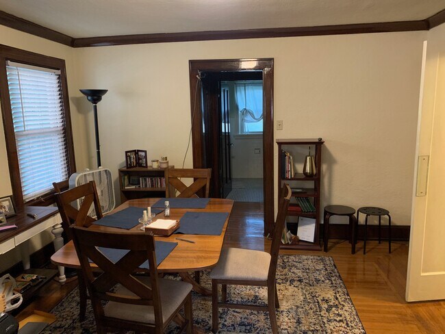 Foto del edificio - 1358 Herlin Pl