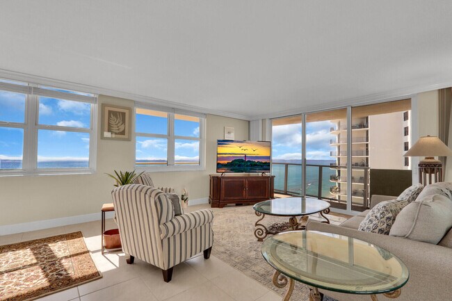Building Photo - 5440 N Ocean Dr