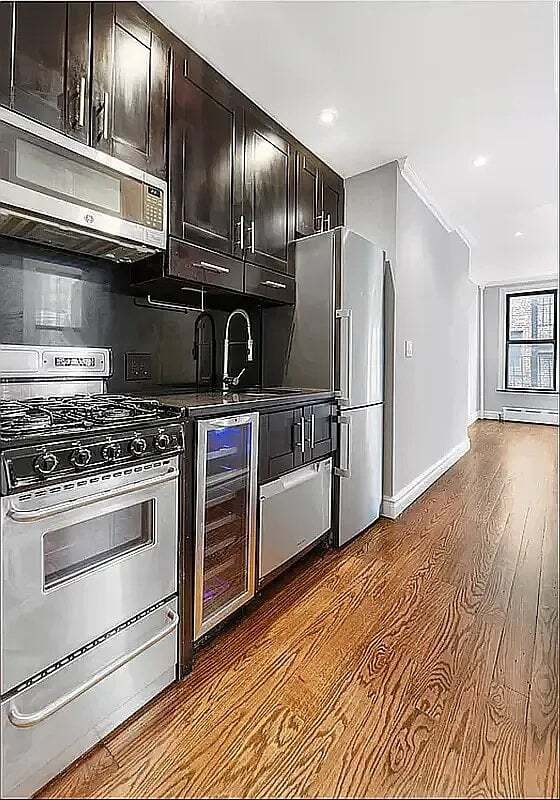 Foto del edificio - 200 Stanton St