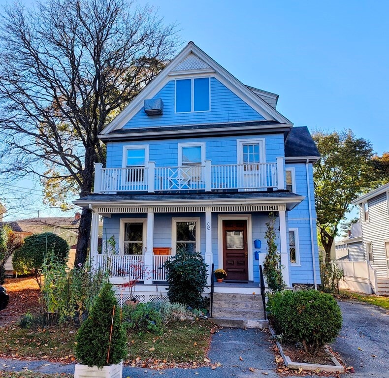 Primary Photo - 10 Woodland St