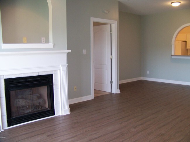 Foto del edificio - 402 Penny Ln