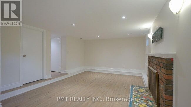 Building Photo - 881 Coxwell Ave