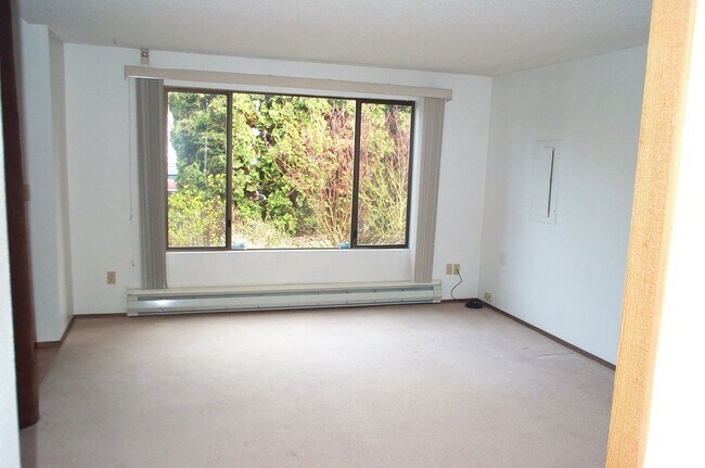 Foto del edificio - 2627-2629 NW 64th St.