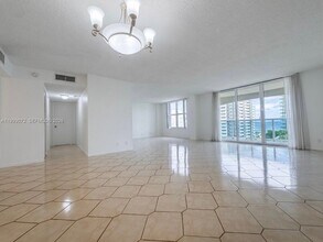 Building Photo - 3800 S Ocean Dr