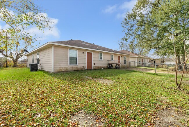 Building Photo - 1018 Glendale St