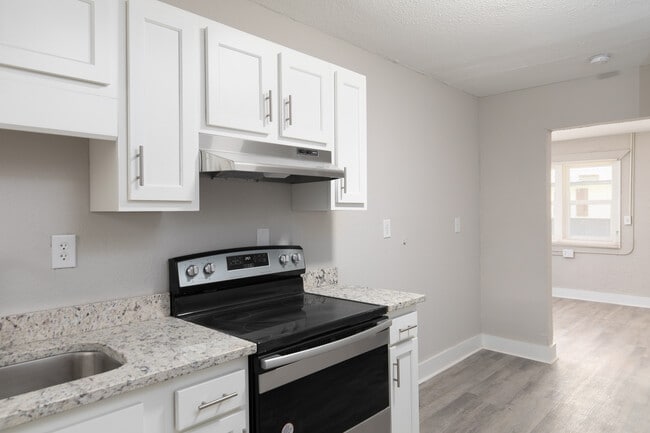 Photo - Duke Complex Apartments