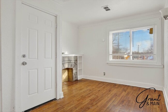 Building Photo - 18475 Wexford St