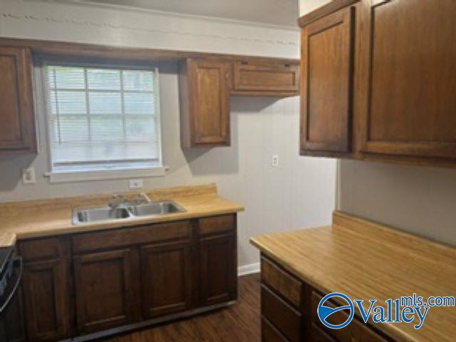 Foto del edificio - 2416 Redmont Rd NW