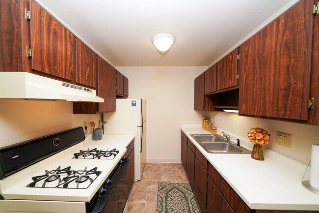 walnut trail apartments portage mi apartments com