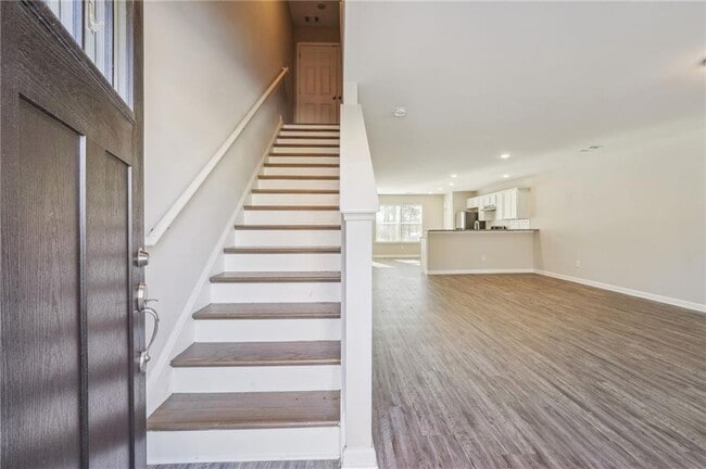 Building Photo - 4420 Pinscher St