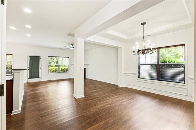 Building Photo - 13294 Kemper Rd