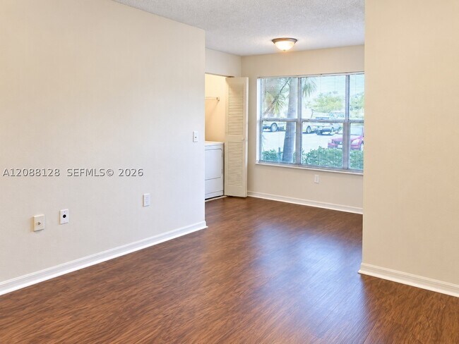 Foto del edificio - 12620 Vista Isles Dr