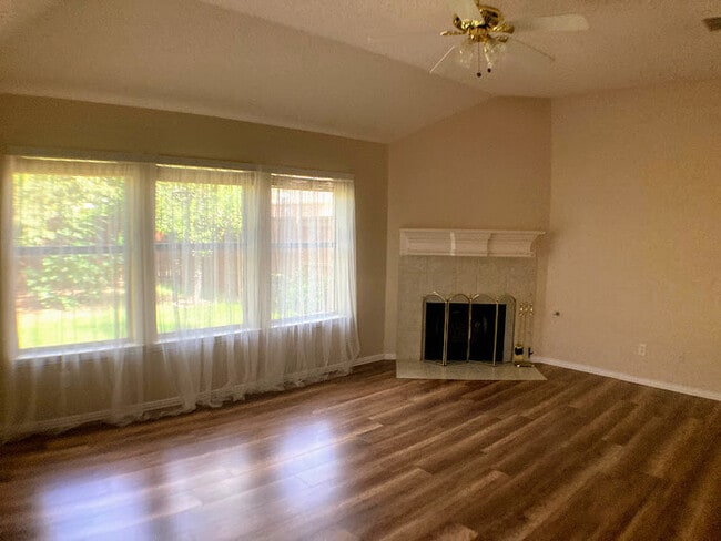 Building Photo - Charming 3 beds 2 baths in Mckinney!